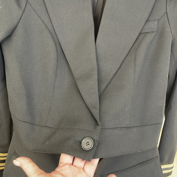 SMYTHE CONVERTIBLE BLAZER WITH GOLD EPAULETTES - Picture 8 of 10